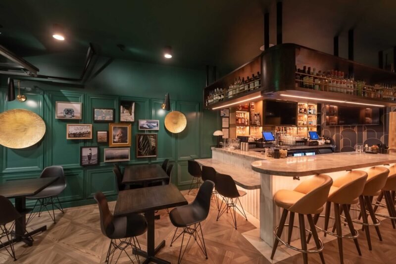 Salt & Pearl Restaurant